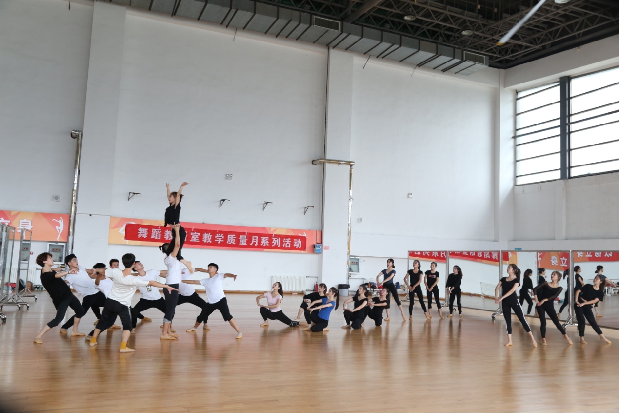 雨燕360体育APP下载
