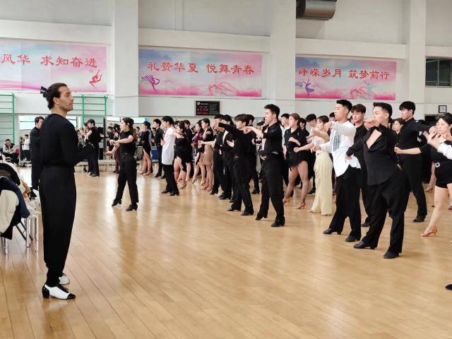雨燕360体育客户端